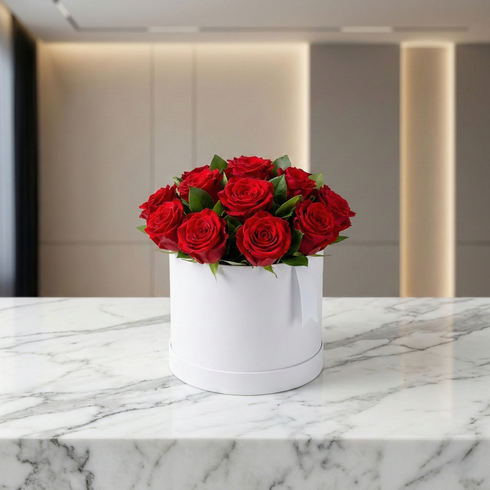15 Rosen Box – Elegante Zylinderbox mit 15 frischen roten Rosen, Same-Day-Lieferung Linz | Amores