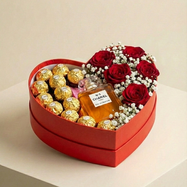 Luxus Herz Trio – Herzbox mit Rosen, Ferrero Rocher und Parfüm – Amores