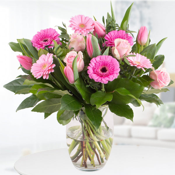 Lebensfreude - Rosa Gerbera, Rosen und Tulpen in strahlender Herzlichkeit