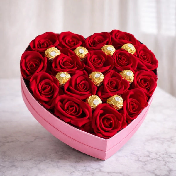 Blumen & Ferrero Rocher Arrangement zum Muttertag – limitiert, Lieferung in Linz am Muttertag.